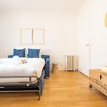 Cia - Studio By Arc De Triomphe